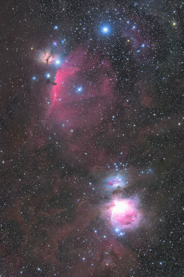 オリオン座中央部の星雲群
