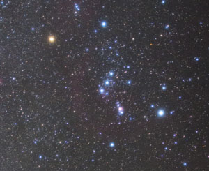 オリオン座の星景写真