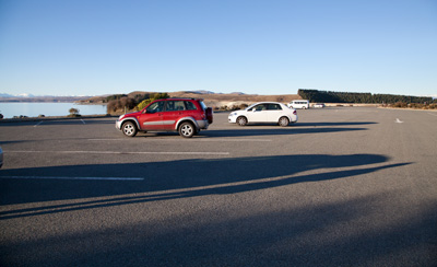 プカキ湖の駐車場