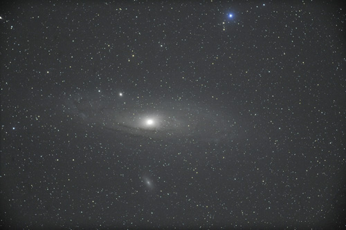 ニコンD700で撮ったアンドロメダ銀河