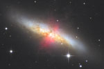 スターバースト銀河 M82