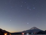 富士山と冬の大三角