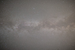 キヤノンEF24mmF1.4LIIで１段絞って撮影した星空