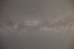 キヤノンEF24mmF1.4LIIで３段絞って撮影した星空