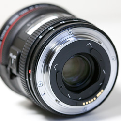 EF8-15mmF4LフィッシュアイUSMのカメラマウント部分