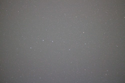 キヤノンEF-M22mm F2 STMレンズの絞り5.6で撮影した星空